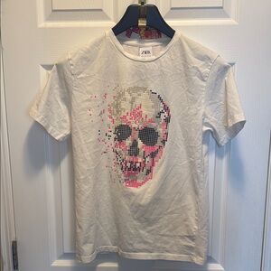 Zara White Short Sleeve Skull Graphic Tee